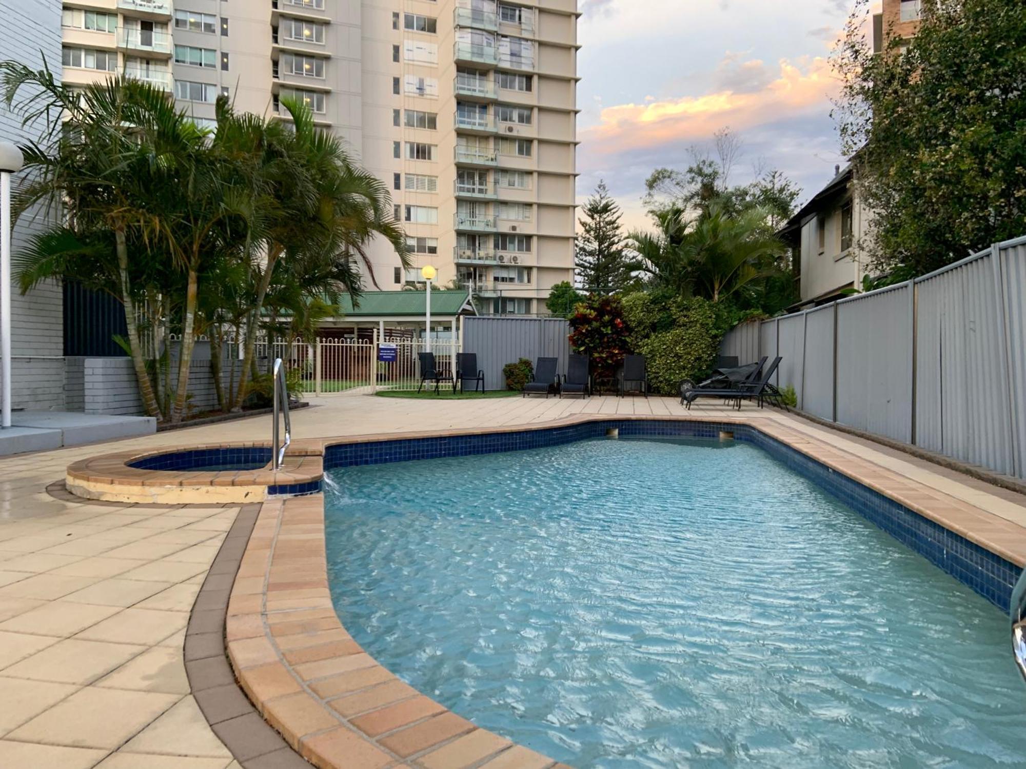 Burleigh Gardens North Hi-Rise Holiday Apartments Gold Coast Exterior photo